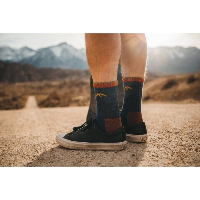 DARN TOUGH HIKER MICRO CREW MIDWEIGHT HIKING SOCK MEN'S Apparel Darn Tough 